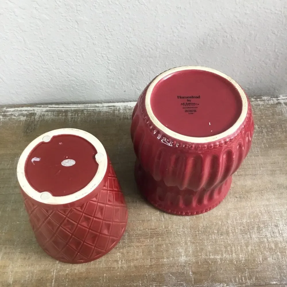 Planter bundle - two dark red planters one hobnail other geometric diamond pot